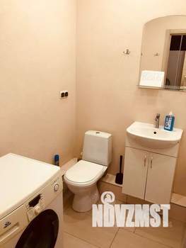 Студия квартира, посуточно, 33м2, 7/17 этаж