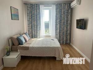 1-к квартира, посуточно, 34м2, 6/18 этаж