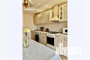 2-к квартира, посуточно, 70м2, 8/10 этаж