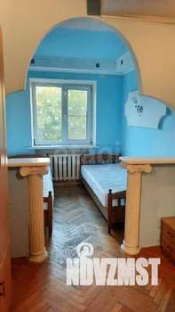 3-к квартира, на длительный срок, 69м2, 1/5 этаж