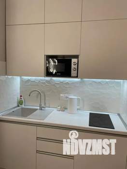 Студия квартира, посуточно, 30м2, 22/22 этаж
