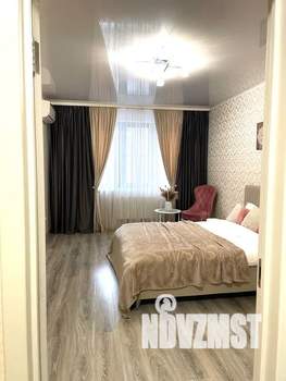 1-к квартира, посуточно, 50м2, 3/24 этаж