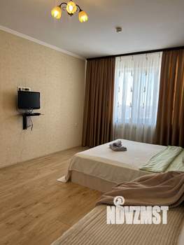 1-к квартира, посуточно, 39м2, 8/16 этаж