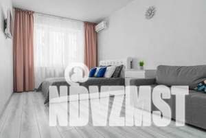 1-к квартира, посуточно, 42м2, 5/21 этаж