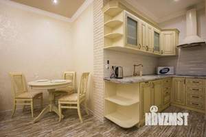 2-к квартира, посуточно, 55м2, 1/1 этаж