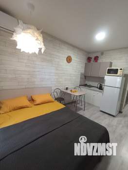 Студия квартира, посуточно, 20м2, 4/22 этаж