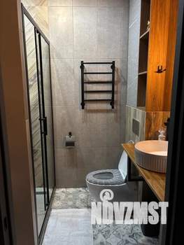 Студия квартира, посуточно, 28м2, 10/18 этаж