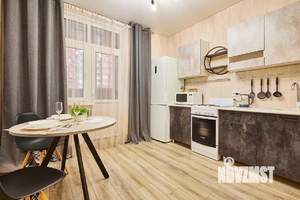 1-к квартира, посуточно, 40м2, 1/1 этаж