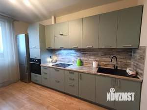 1-к квартира, посуточно, 40м2, 21/25 этаж