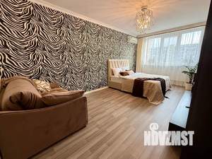 1-к квартира, посуточно, 46м2, 5/17 этаж