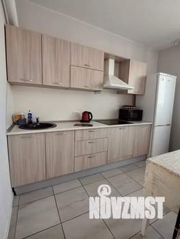 1-к квартира, посуточно, 40м2, 18/19 этаж