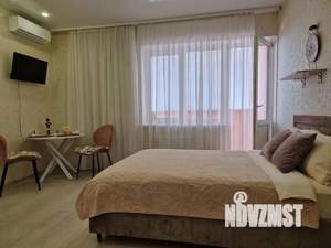 Студия квартира, посуточно, 30м2, 10/19 этаж