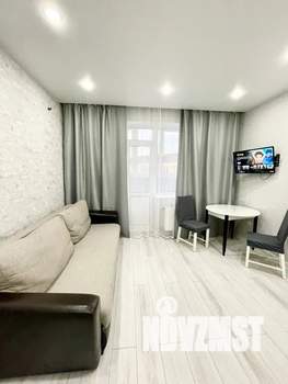 Студия квартира, посуточно, 25м2, 24/24 этаж