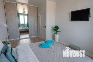 1-к квартира, посуточно, 35м2, 12/16 этаж