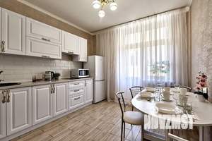 1-к квартира, посуточно, 35м2, 2/18 этаж