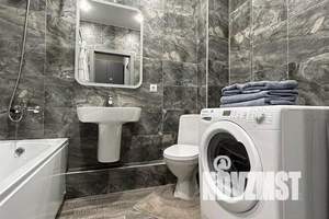 1-к квартира, посуточно, 35м2, 12/18 этаж