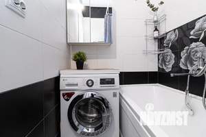 1-к квартира, посуточно, 67м2, 5/5 этаж