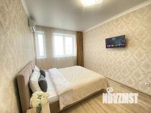 1-к квартира, посуточно, 42м2, 3/20 этаж
