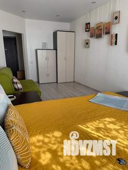 1-к квартира, посуточно, 40м2, 18/25 этаж