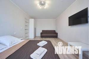 1-к квартира, посуточно, 38м2, 15/16 этаж