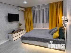 1-к квартира, посуточно, 40м2, 5/16 этаж