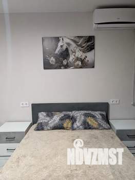 Студия квартира, посуточно, 27м2, 5/16 этаж
