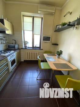 3-к квартира, посуточно, 64м2, 3/4 этаж
