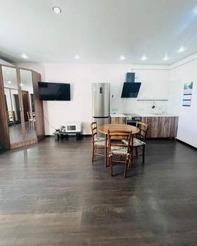 Студия квартира, на длительный срок, 30м2, 2/10 этаж