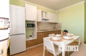 1-к квартира, посуточно, 42м2, 7/24 этаж