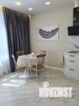 Студия квартира, посуточно, 31м2, 10/24 этаж