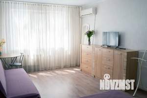 1-к квартира, посуточно, 38м2, 7/14 этаж