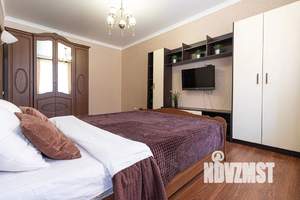 1-к квартира, посуточно, 42м2, 1/16 этаж