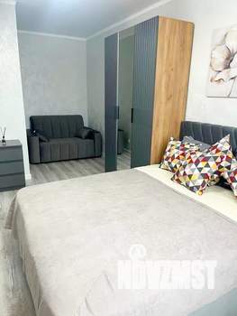 1-к квартира, посуточно, 37м2, 18/19 этаж