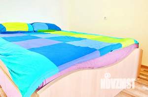 1-к квартира, посуточно, 40м2, 11/16 этаж