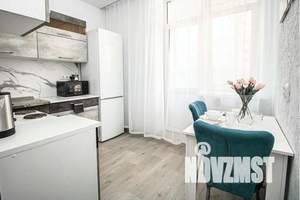 1-к квартира, посуточно, 30м2, 10/22 этаж