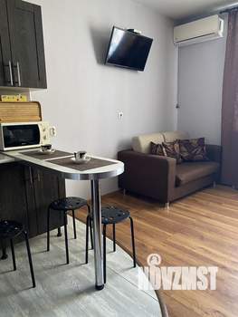 Студия квартира, посуточно, 31м2, 3/8 этаж