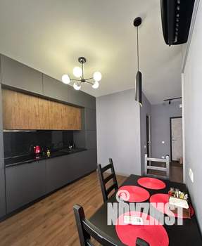 Студия квартира, посуточно, 40м2, 11/19 этаж