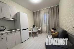 1-к квартира, посуточно, 38м2, 11/24 этаж
