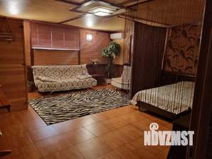 3-к квартира, посуточно, 200м2, 1/3 этаж