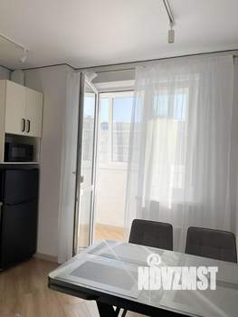 1-к квартира, посуточно, 35м2, 18/21 этаж