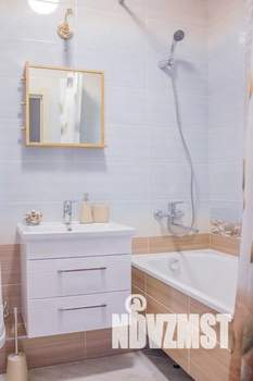 1-к квартира, посуточно, 42м2, 13/18 этаж