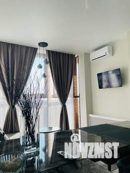 1-к квартира, посуточно, 40м2, 19/24 этаж