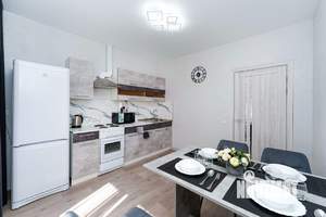 1-к квартира, посуточно, 43м2, 1/1 этаж