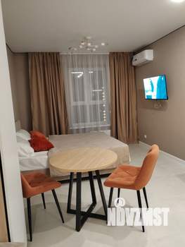 Студия квартира, посуточно, 20м2, 21/22 этаж