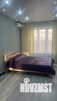 1-к квартира, посуточно, 38м2, 18/22 этаж