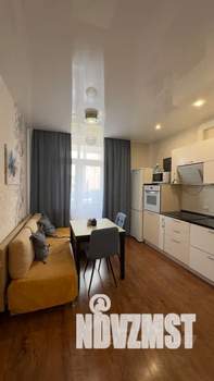 1-к квартира, посуточно, 38м2, 4/20 этаж