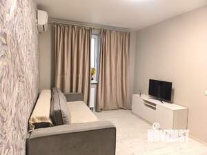 1-к квартира, посуточно, 37м2, 3/9 этаж