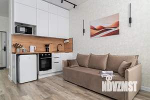 Студия квартира, посуточно, 33м2, 15/24 этаж