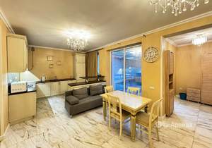3-к квартира, на длительный срок, 133м2, 1/2 этаж