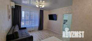 1-к квартира, посуточно, 40м2, 6/18 этаж